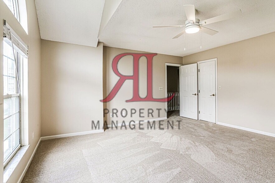 Building Photo - 771 Hunters Glen Dr