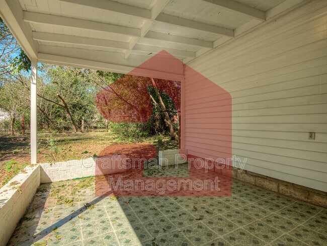 Building Photo - 1201 Carverdale Dr