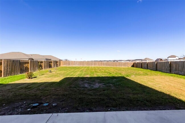 Building Photo - 109 Riverdale Dr