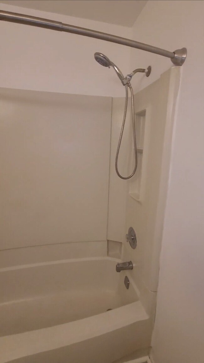 Building Photo - 1303 Morris Ct