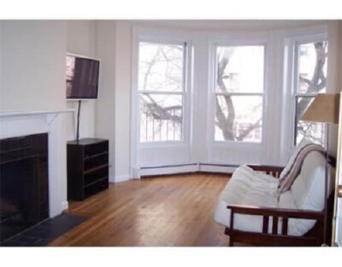 Building Photo - 511 Beacon St