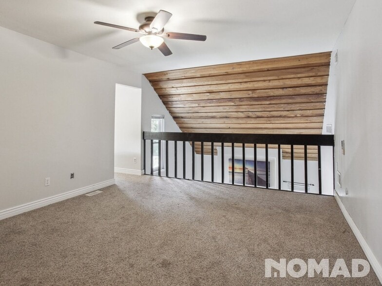 Building Photo - 2629 S Xanadu Way