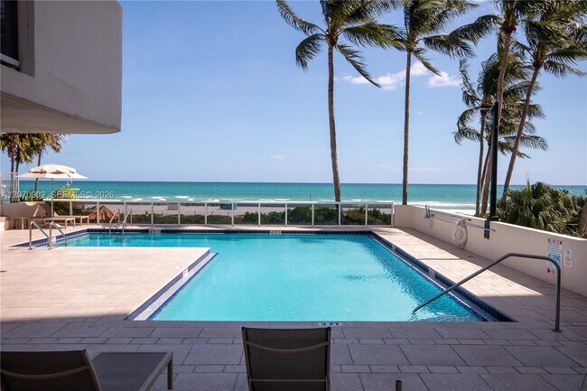 Building Photo - 5757 Collins Ave