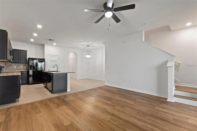 Building Photo - 2879 Suncoast Blend Dr
