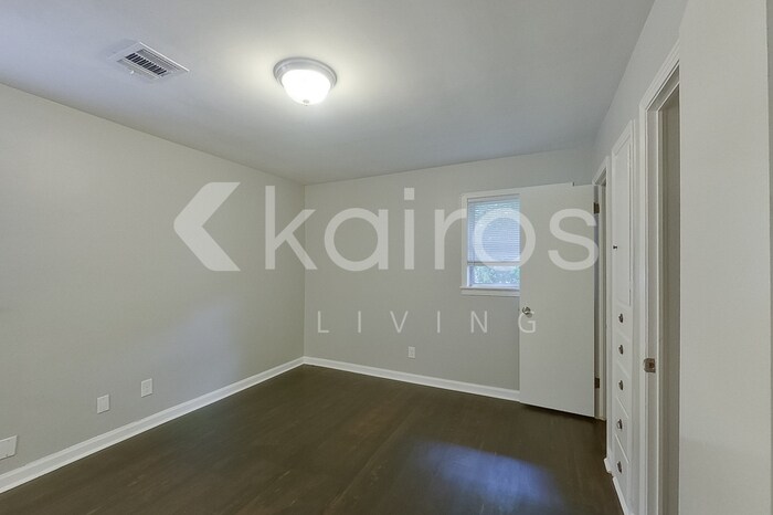 Building Photo - 3806 Marie Cook Dr