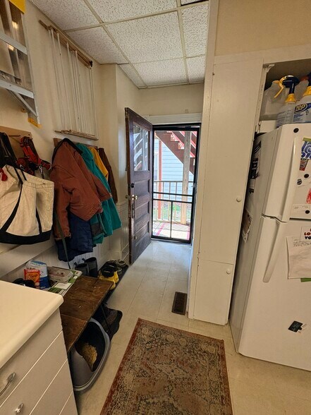 Building Photo - 56 S Union St