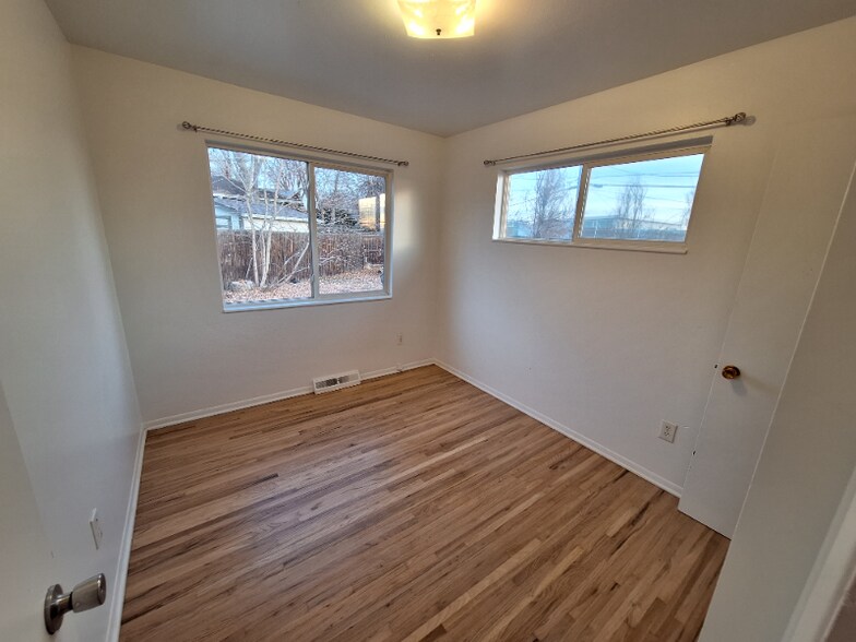 Building Photo - 2172 Reed Dr