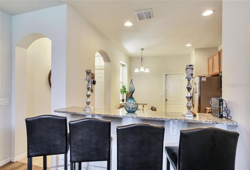 COUNTER - 10958 Verawood Dr
