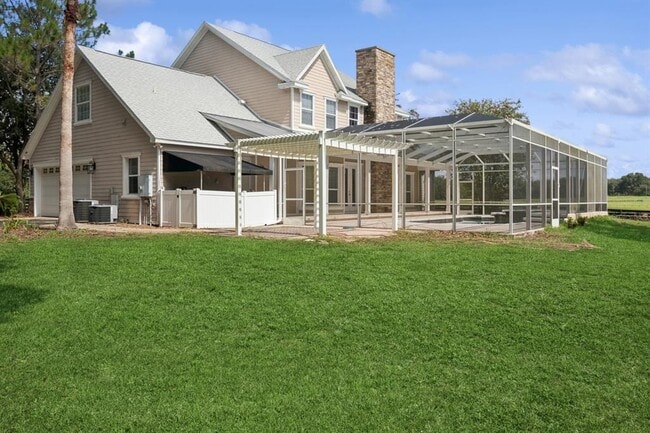 Building Photo - 35520 Timbertop Ln