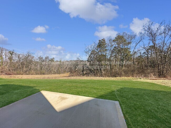 Building Photo - 1724 Bennett Vlg Dr