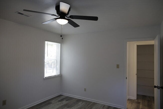 Building Photo - 12300 Rock Canyon Dr