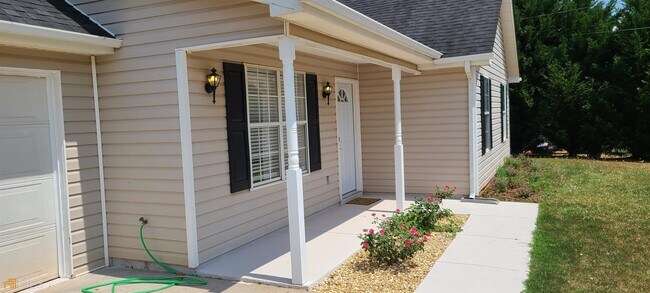 Building Photo - 293 Stony Brook Cir