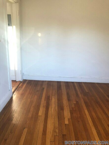 Building Photo - 1179 Boylston St