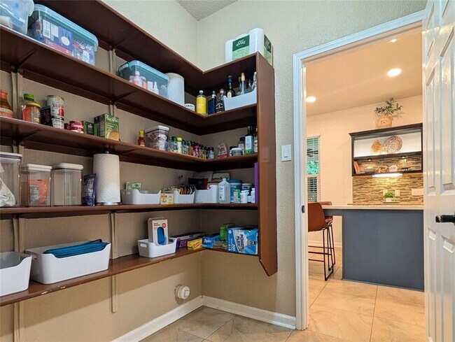 Building Photo - 14504 Templemore Cove