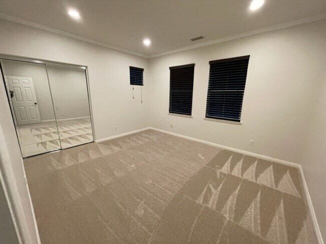 Building Photo - Beautiful single level home in Turtle Ridg...