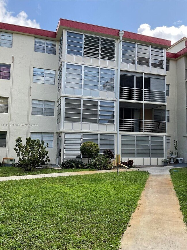 Building Photo - 3001 NW 48th Ave