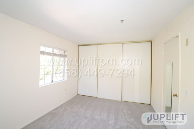 Building Photo - 2 Bed, 2 Bath Condo w/ Garage AVAILABLE SO...