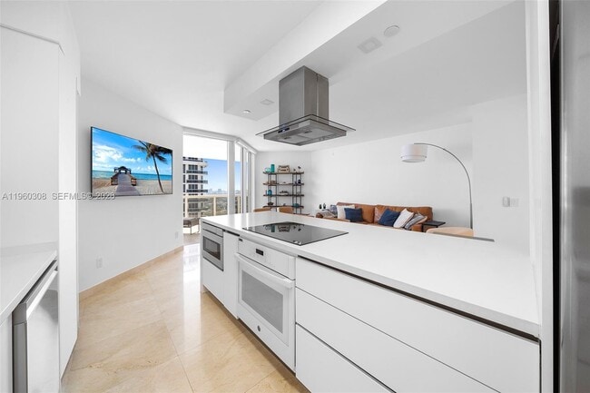 Building Photo - 4779 Collins Ave