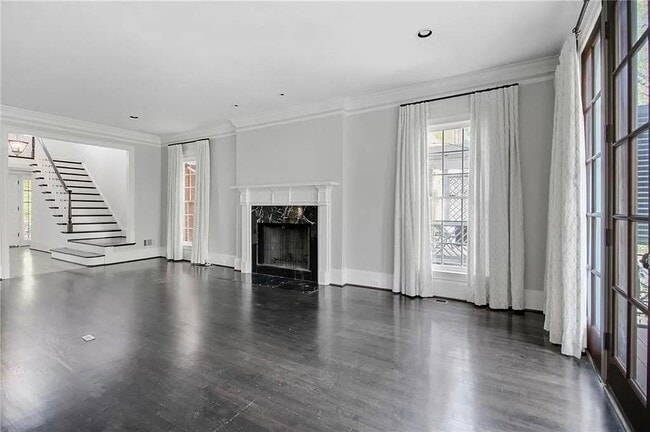 Building Photo - 460 Ivy Park Ln NE
