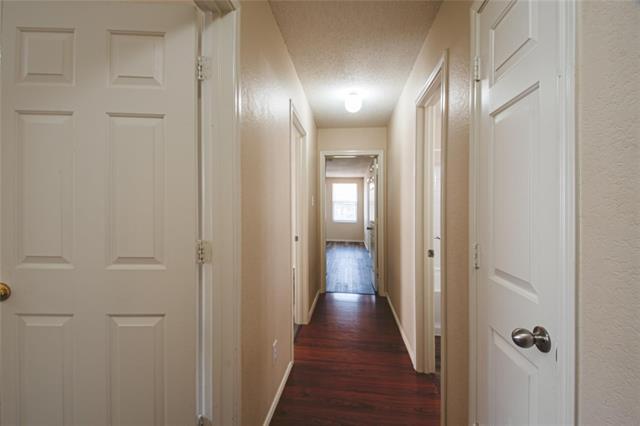 Building Photo - 1724 Rolling Brook Dr