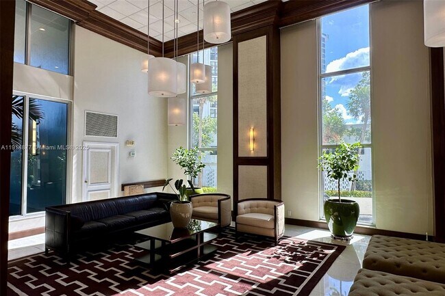 Building Photo - 5 Island Ave