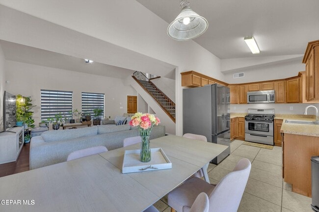 Building Photo - 14209 Trigger Rock Ln