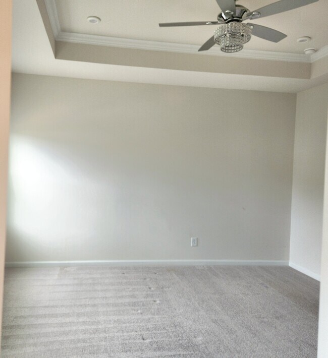 Master bedroom - 2588 Grantham Place Dr