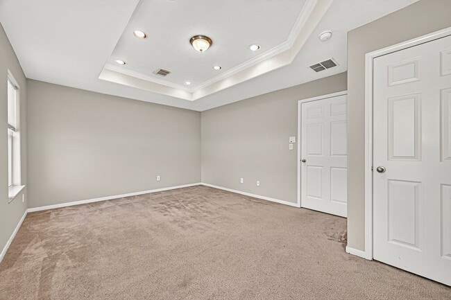 Building Photo - 24615 Amberleaf Ct