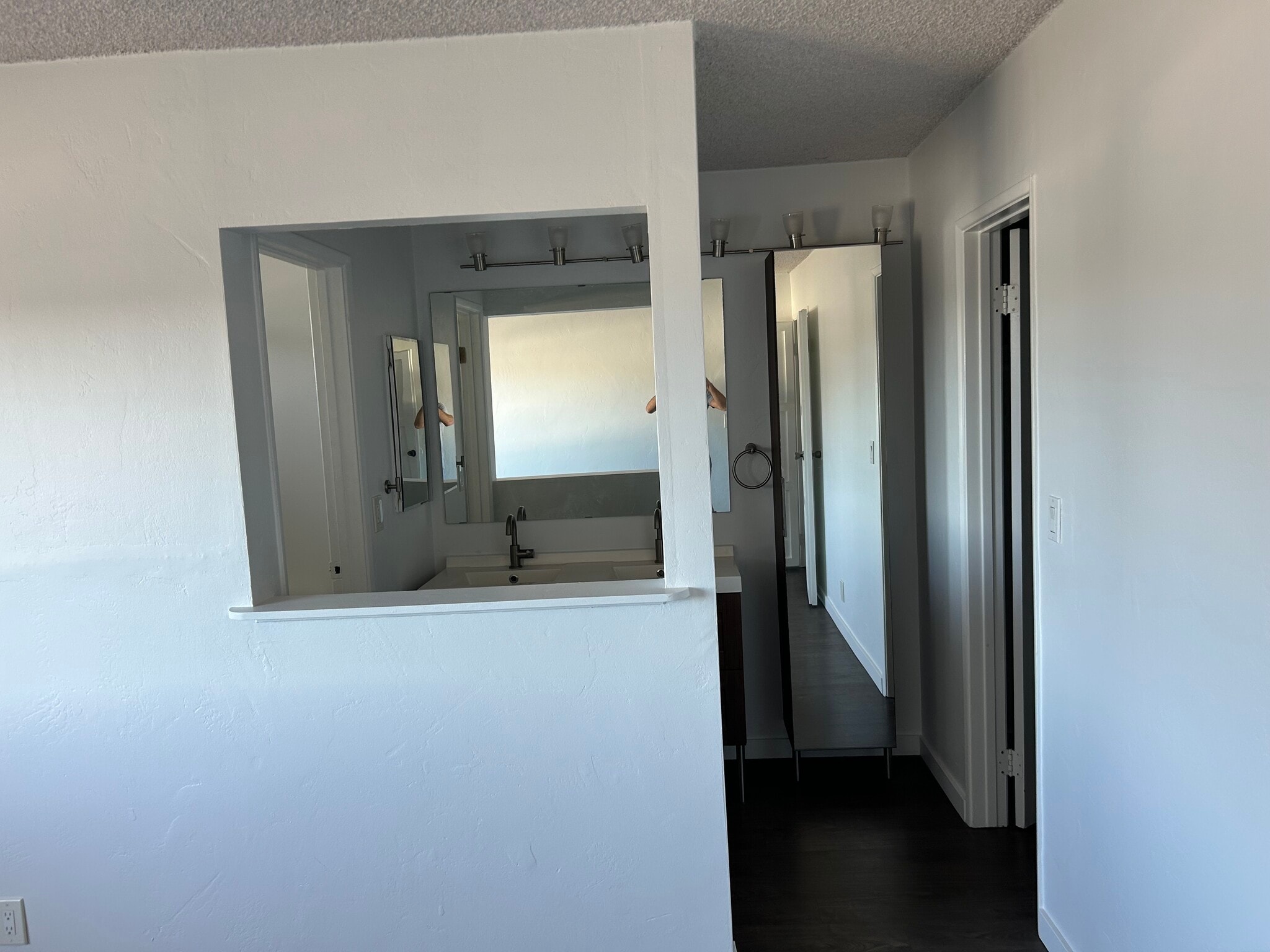 Master Bedroom - 8609 Lake Murray Blvd