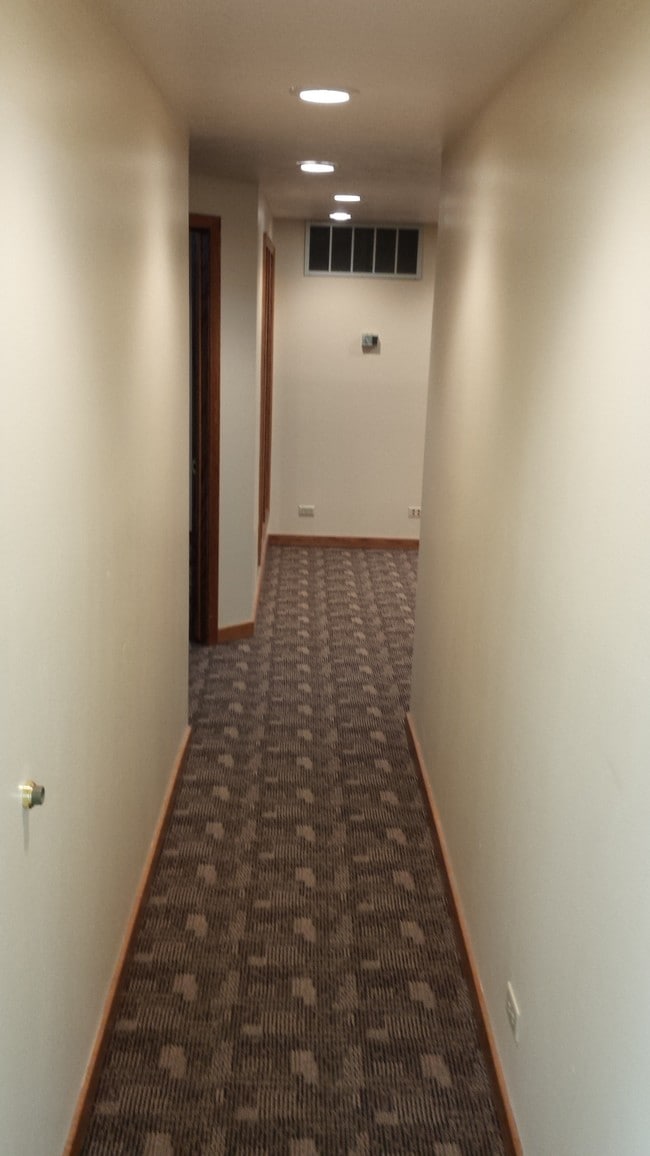Suite M - Station Square