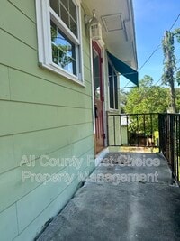 Building Photo - 5119 28th Ave S