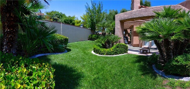 Building Photo - 4911 Mission Bay Dr