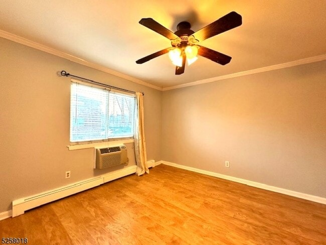 Building Photo - 197 N Beverwyck Rd