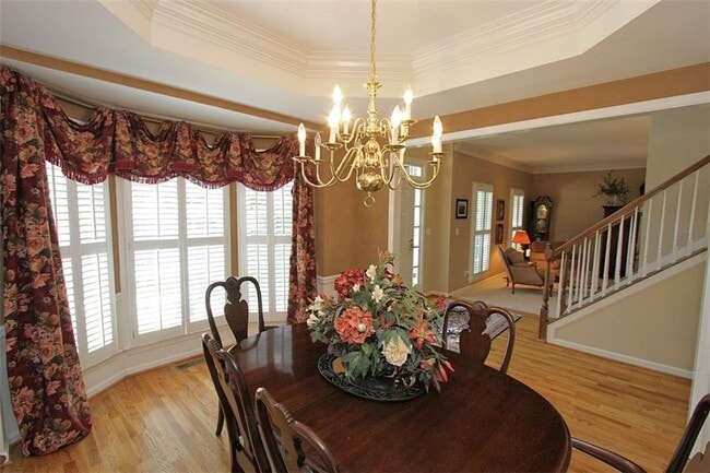 Building Photo - 10930 Donamere Dr