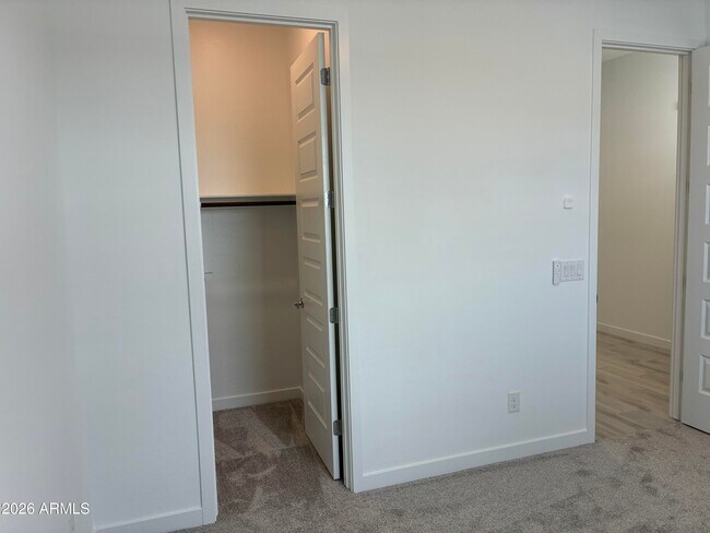 Building Photo - 26387 77th Dr