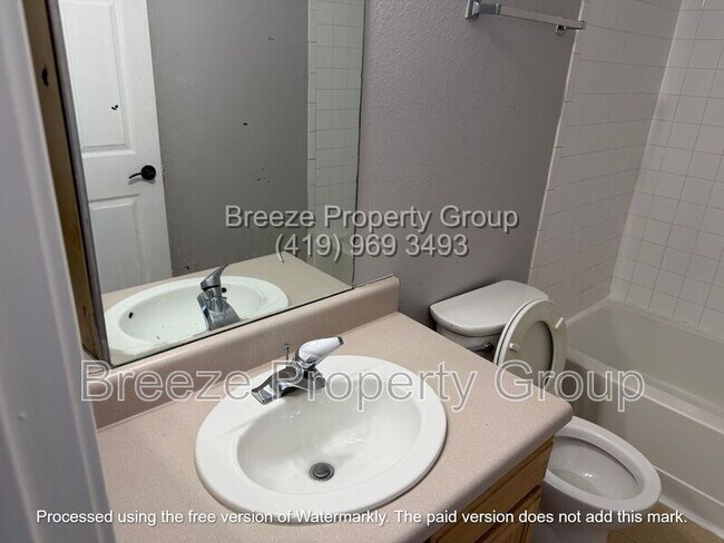 Building Photo - 509 Nova St