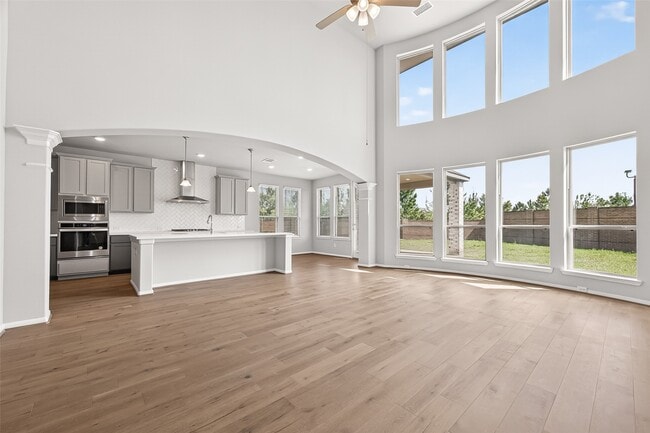 Building Photo - 19103 Goodnight Peak Tr