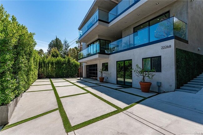 Building Photo - 22268 Avenue San Luis