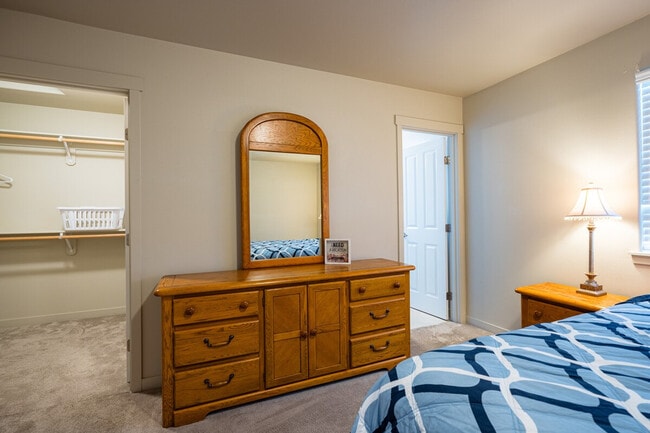 Building Photo - 5 S Kellogg St