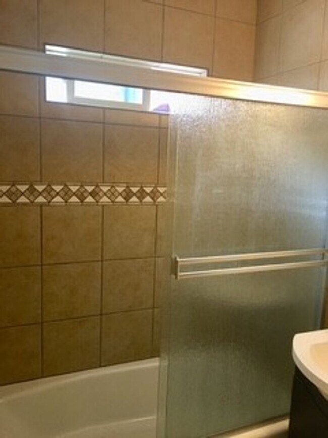 Building Photo - 2341-2343 Grand Ave