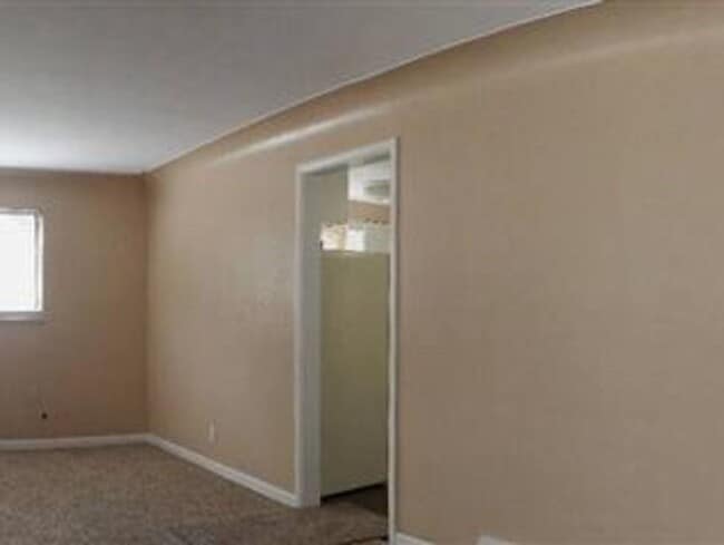 Building Photo - FREE AUGUST RENT! - Brick Ranch with 4 bed...