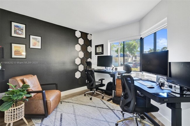 Building Photo - 8137 NW 17th Manor