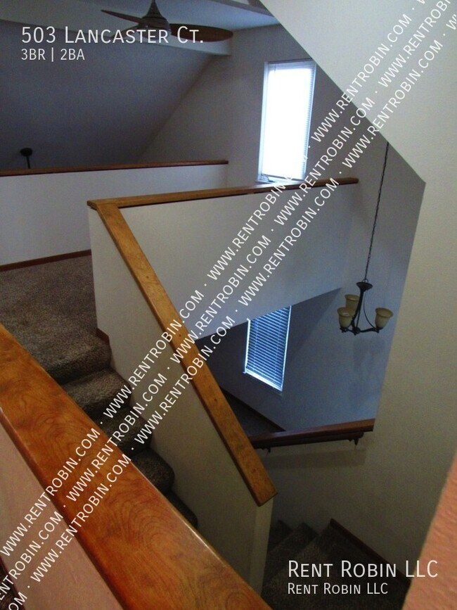 Building Photo - 503 Lancaster Ct