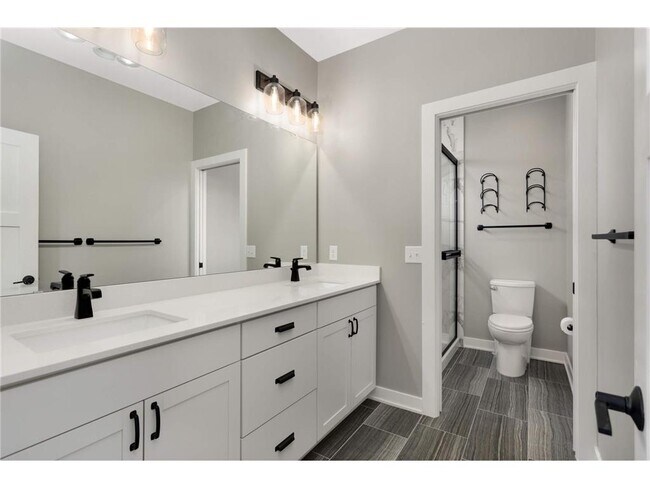 Building Photo - 15590 Duck Trail Ln