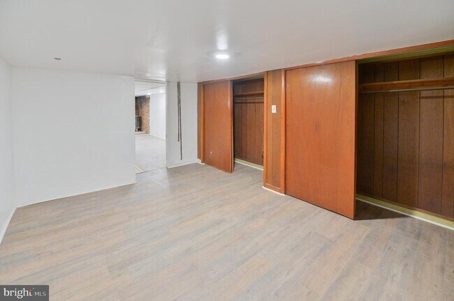 Building Photo - 217 S 47th St