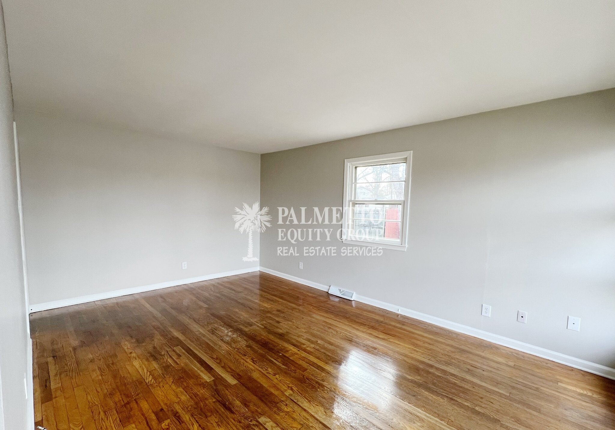 Building Photo - 2601 Dulaire Rd