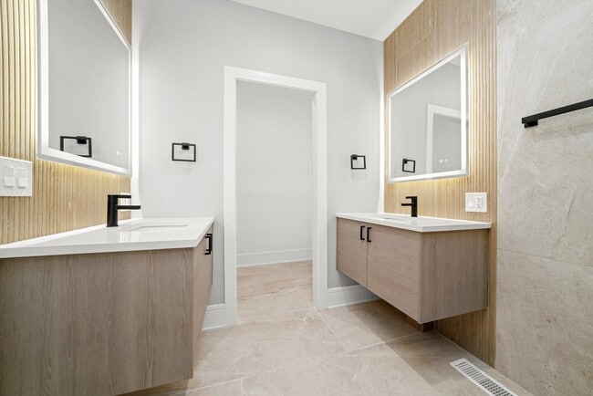 Building Photo - 4009 Faith Ln