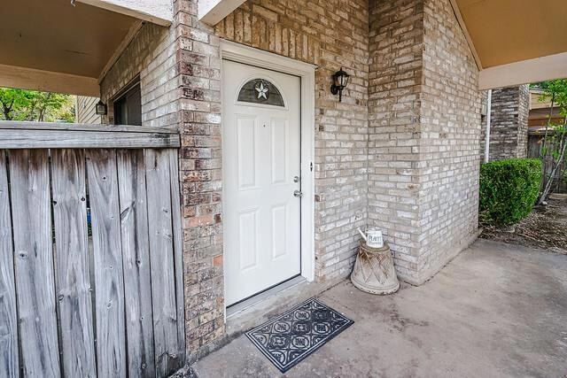 Building Photo - 7825 Beauregard Cir