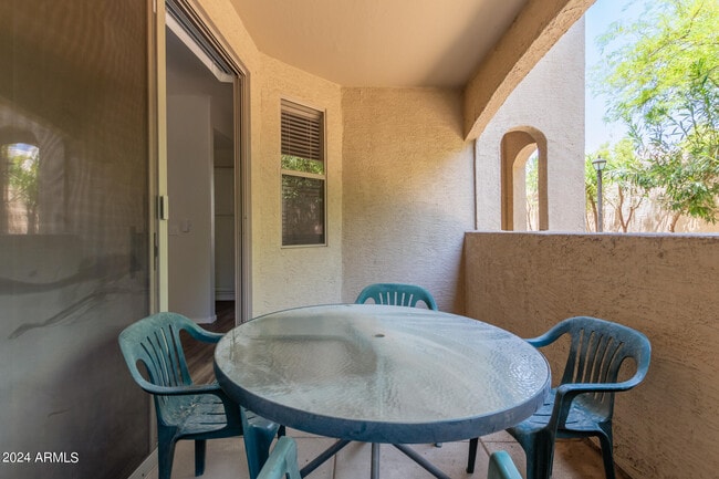 Building Photo - 9550 E Thunderbird Rd