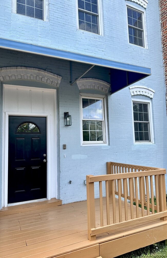 Building Photo - 2317 Venable St